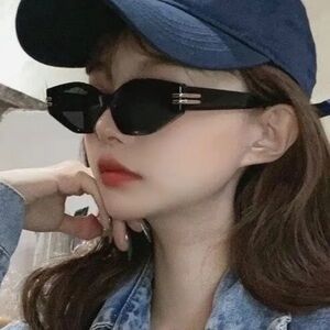 Black Sunglasses - New with Tags - Designer, Trendy, Y2K 
400UV Protection - New